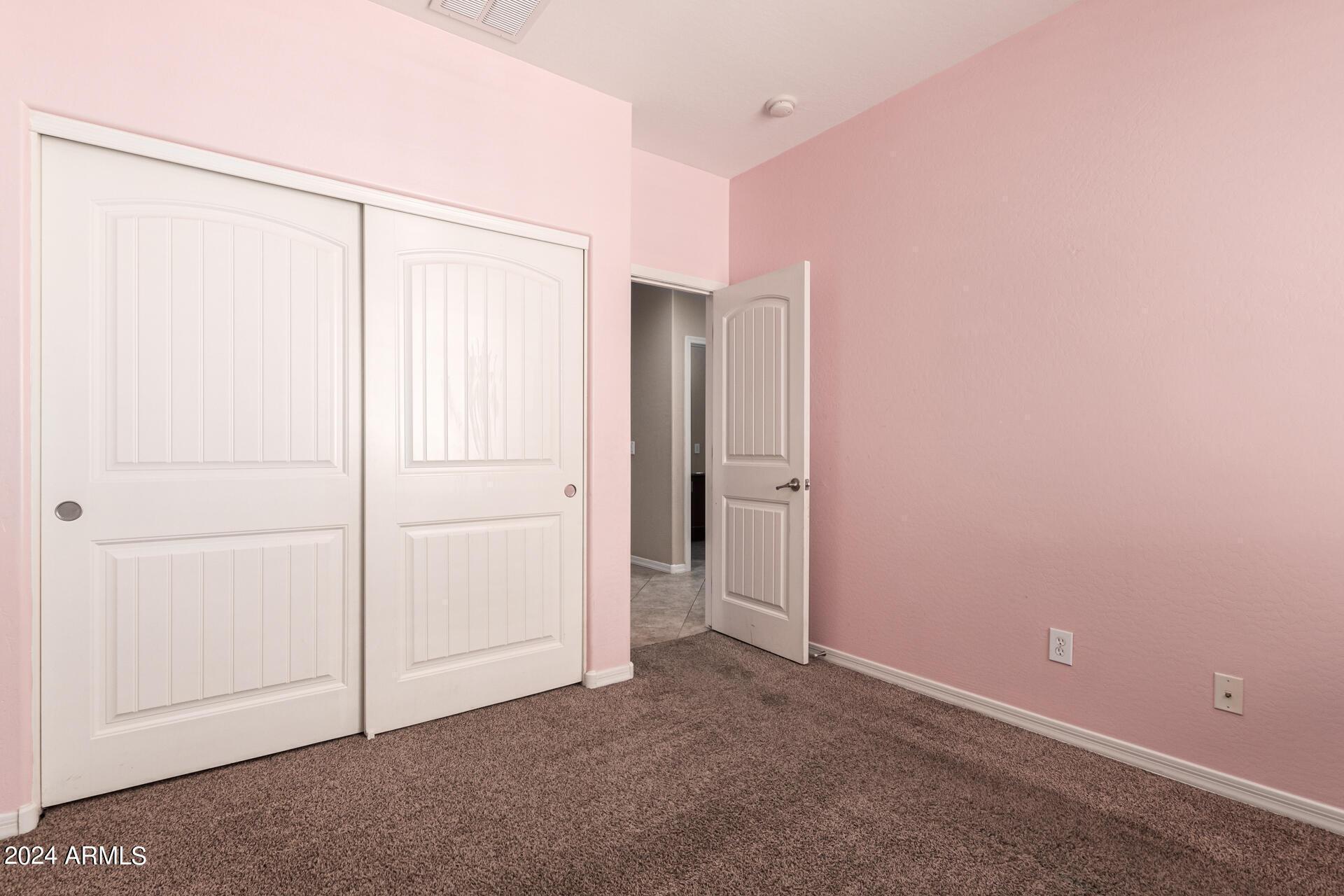 4706 S Twinleaf Drive