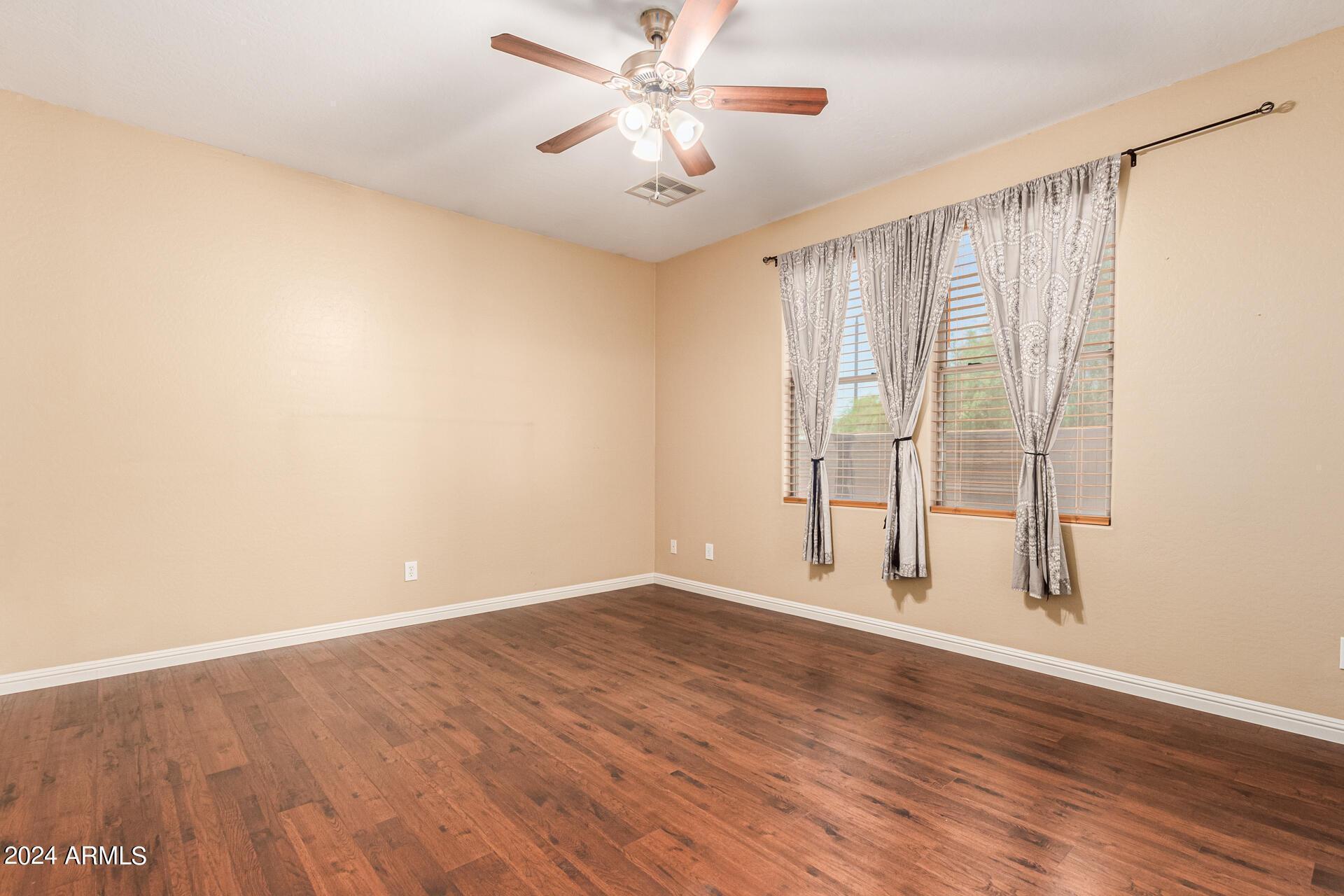 4706 S Twinleaf Drive