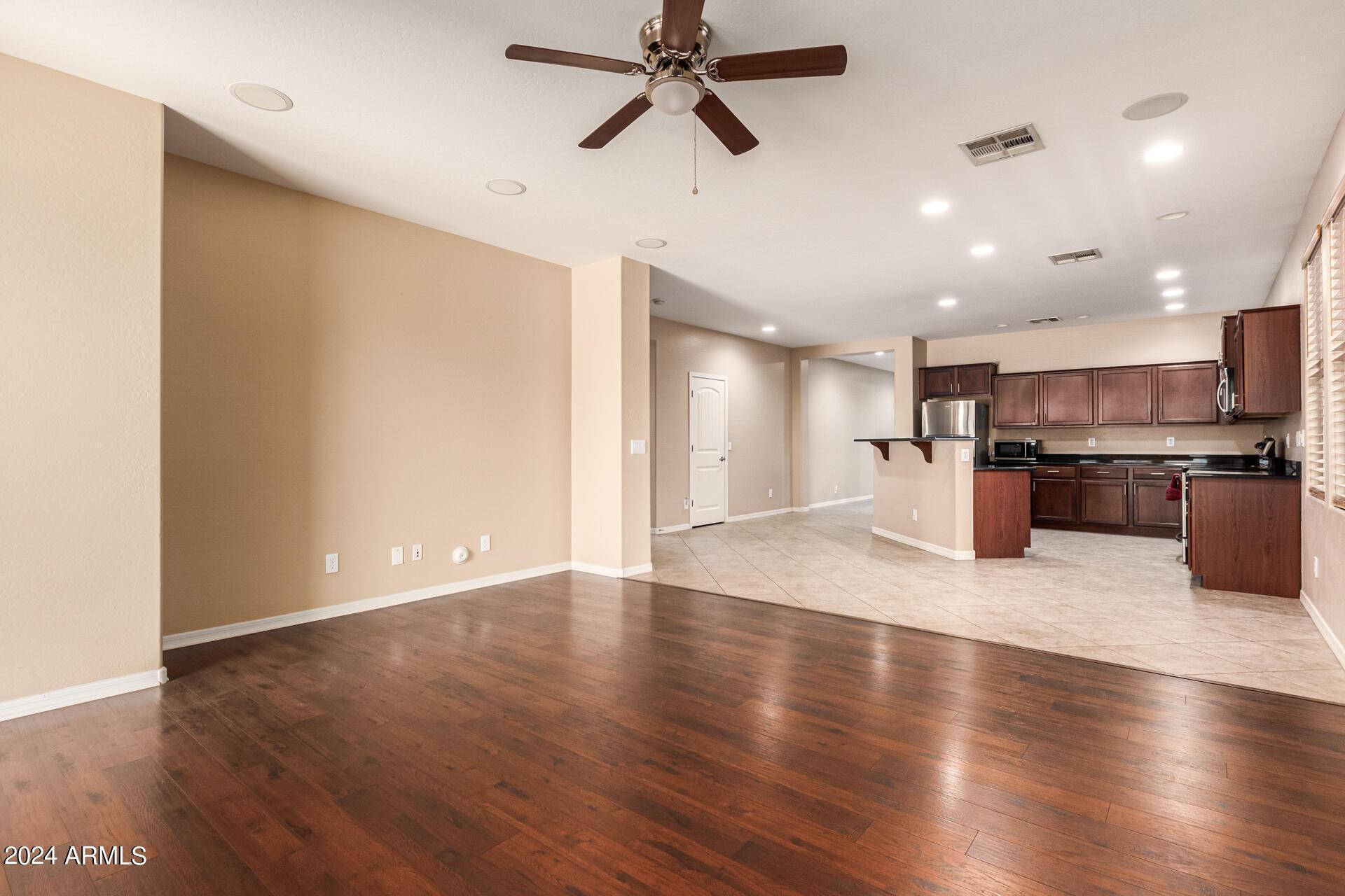 4706 S Twinleaf Drive