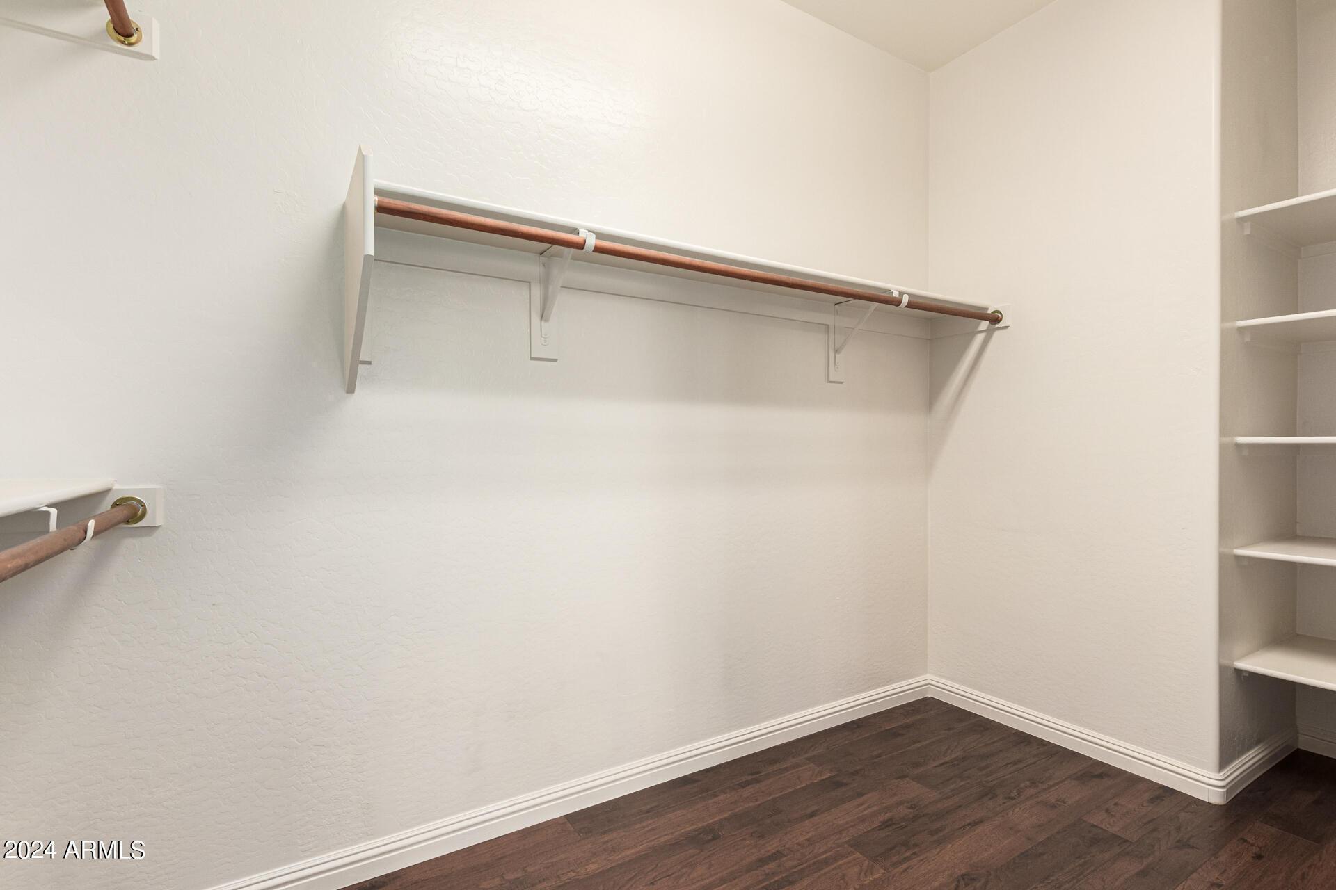 4706 S Twinleaf Drive