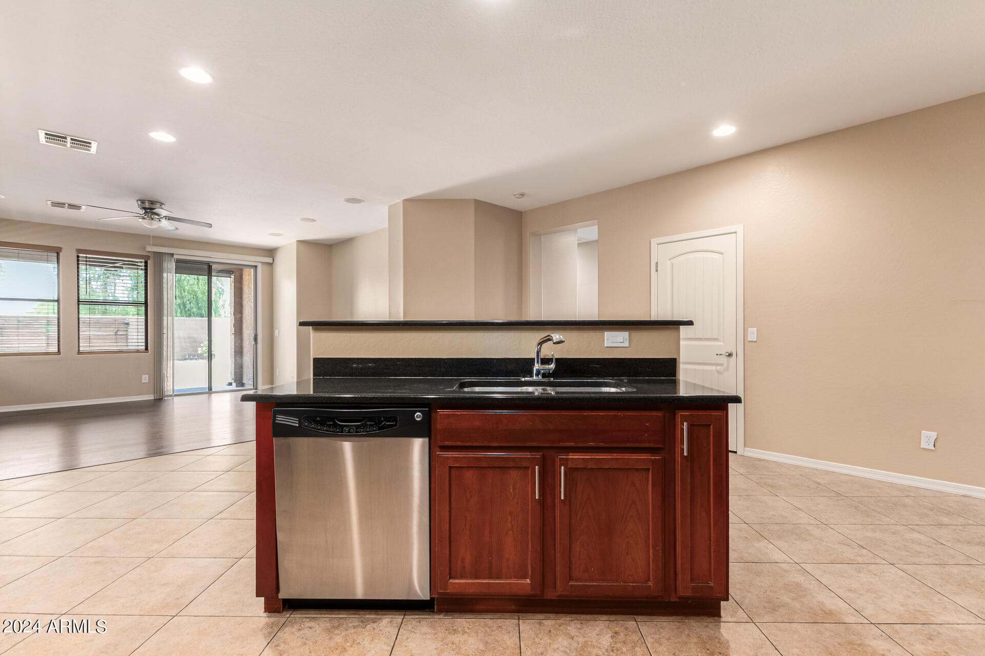 4706 S Twinleaf Drive