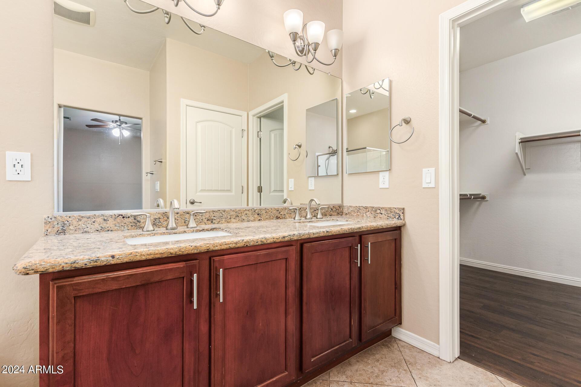 4706 S Twinleaf Drive