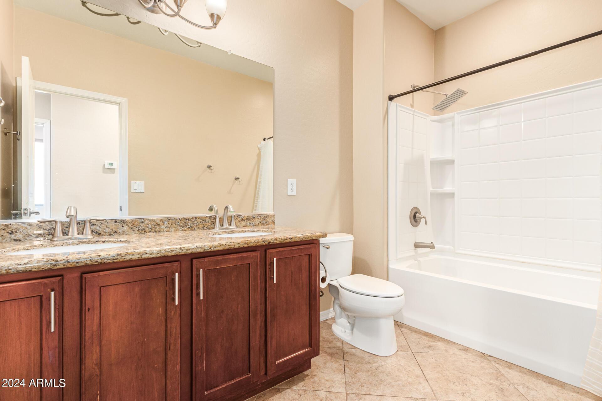 4706 S Twinleaf Drive