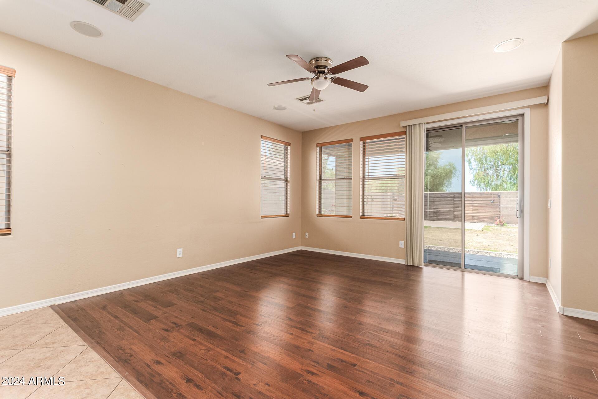 4706 S Twinleaf Drive