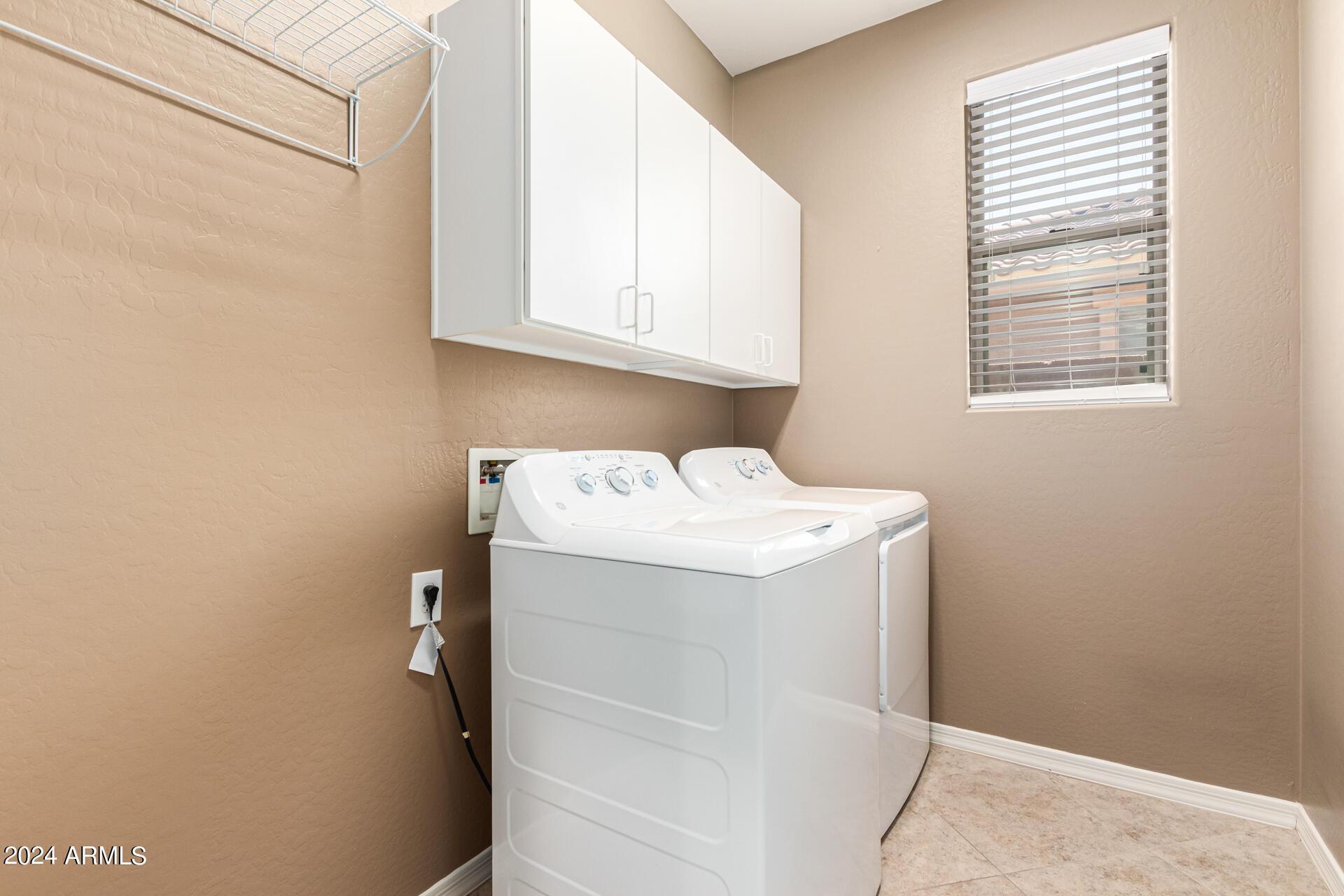 4706 S Twinleaf Drive