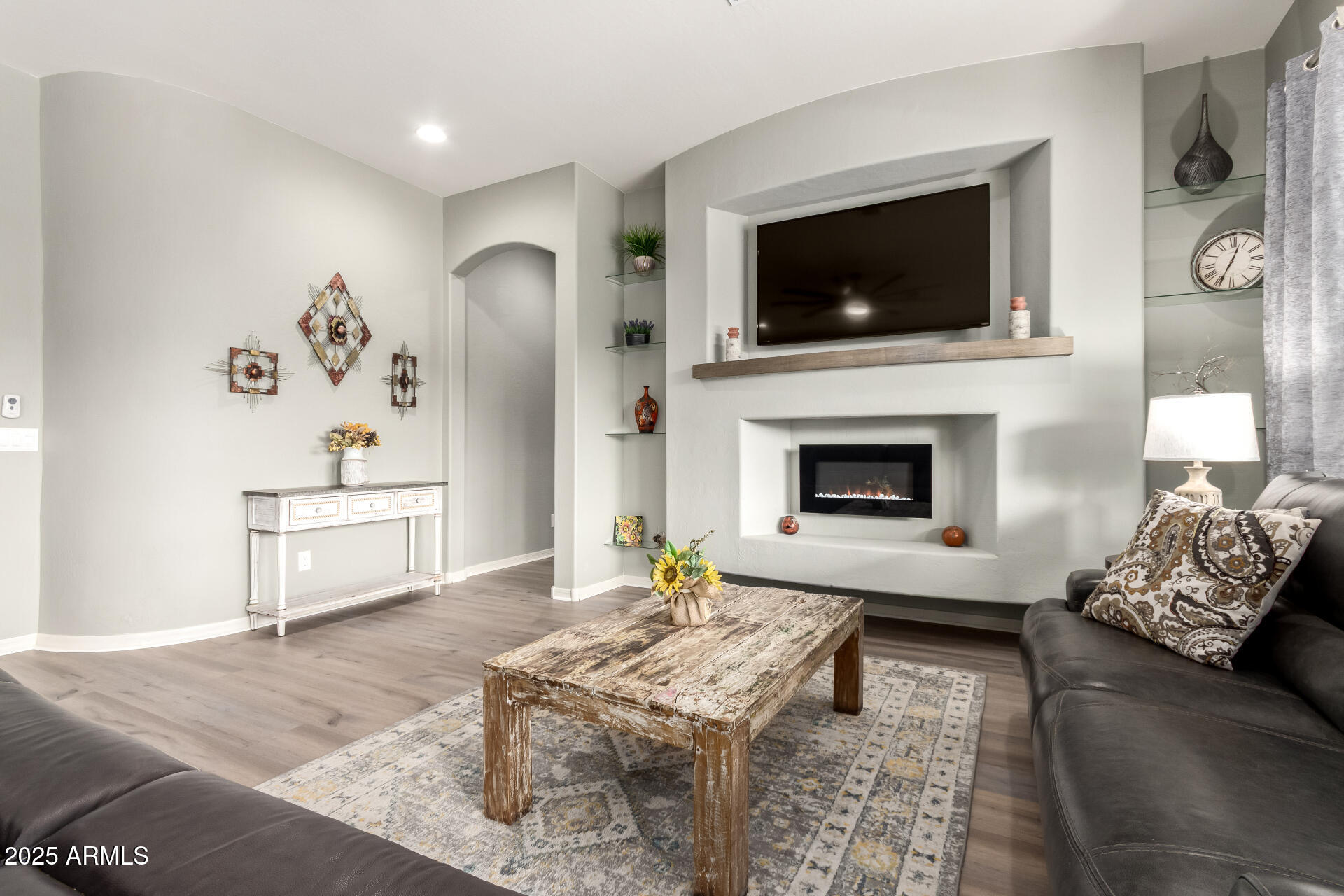 4245 N TURNBERRY Court