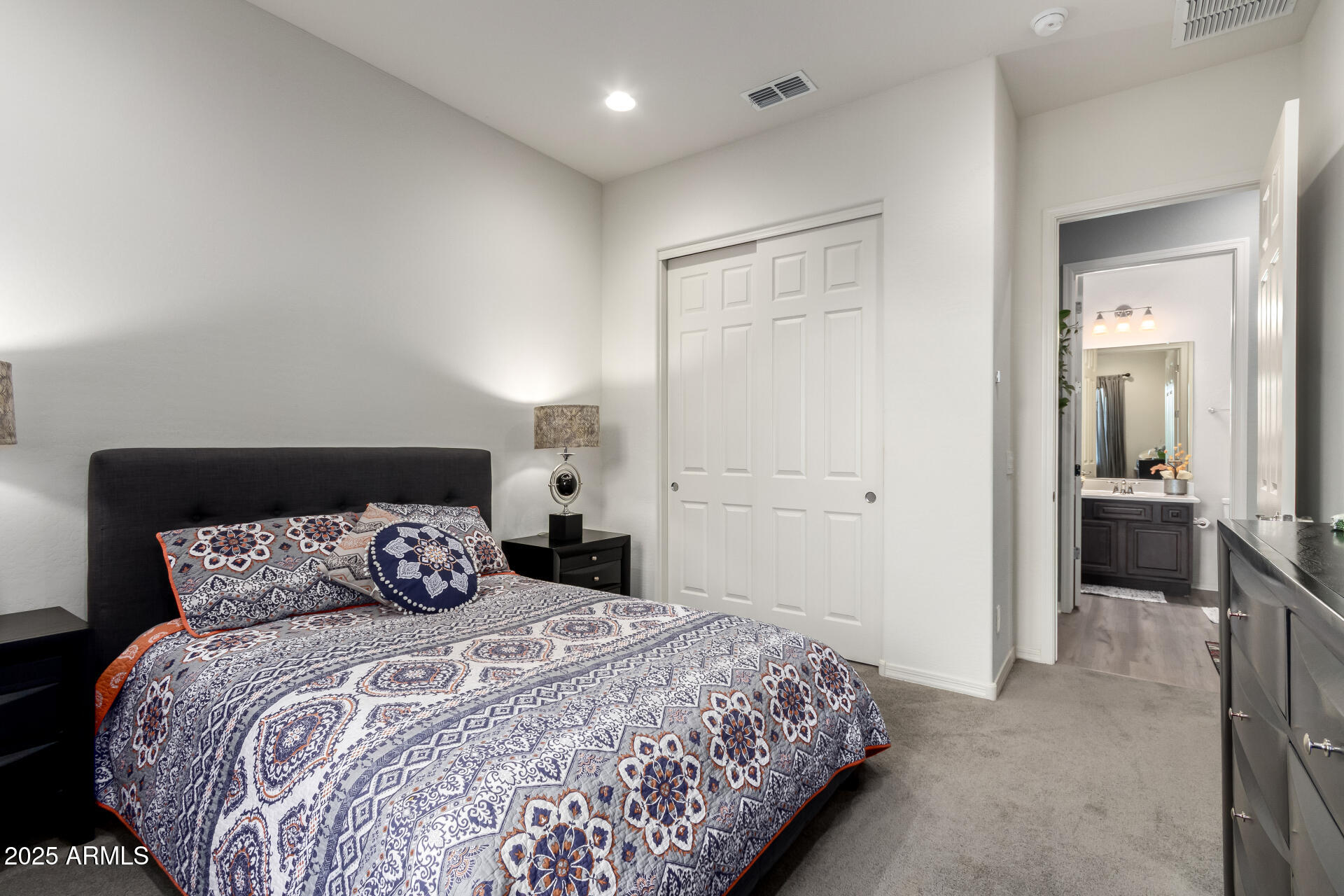 4245 N TURNBERRY Court