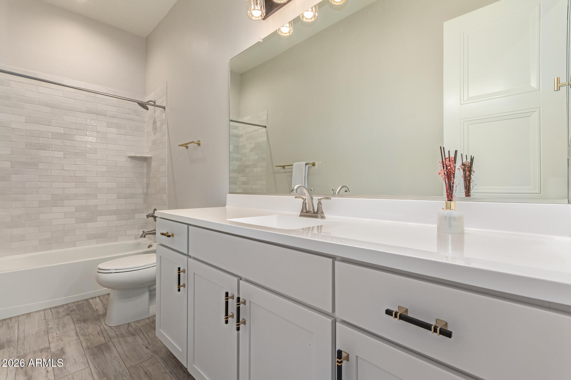 267 W AMHERST Street