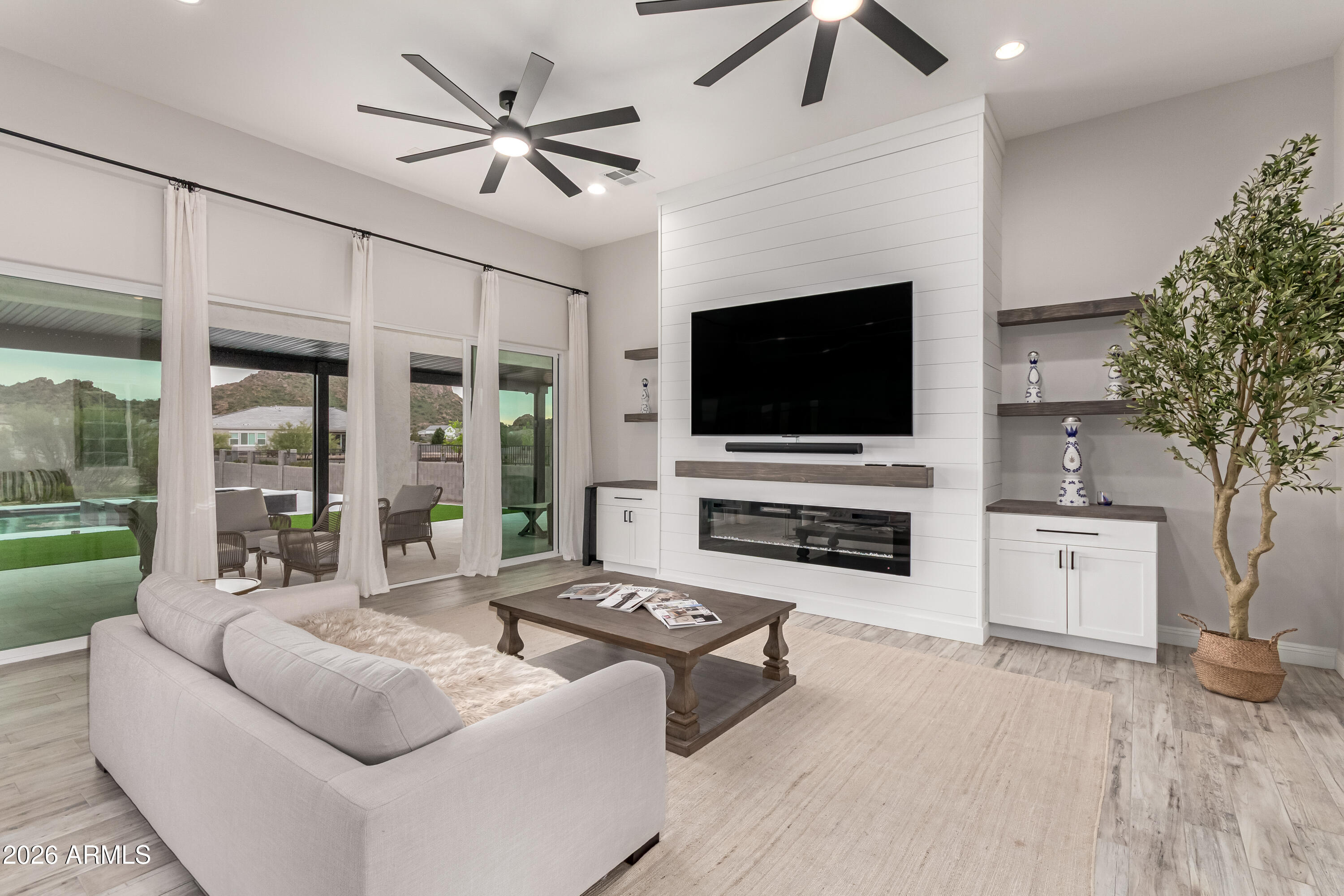 267 W AMHERST Street