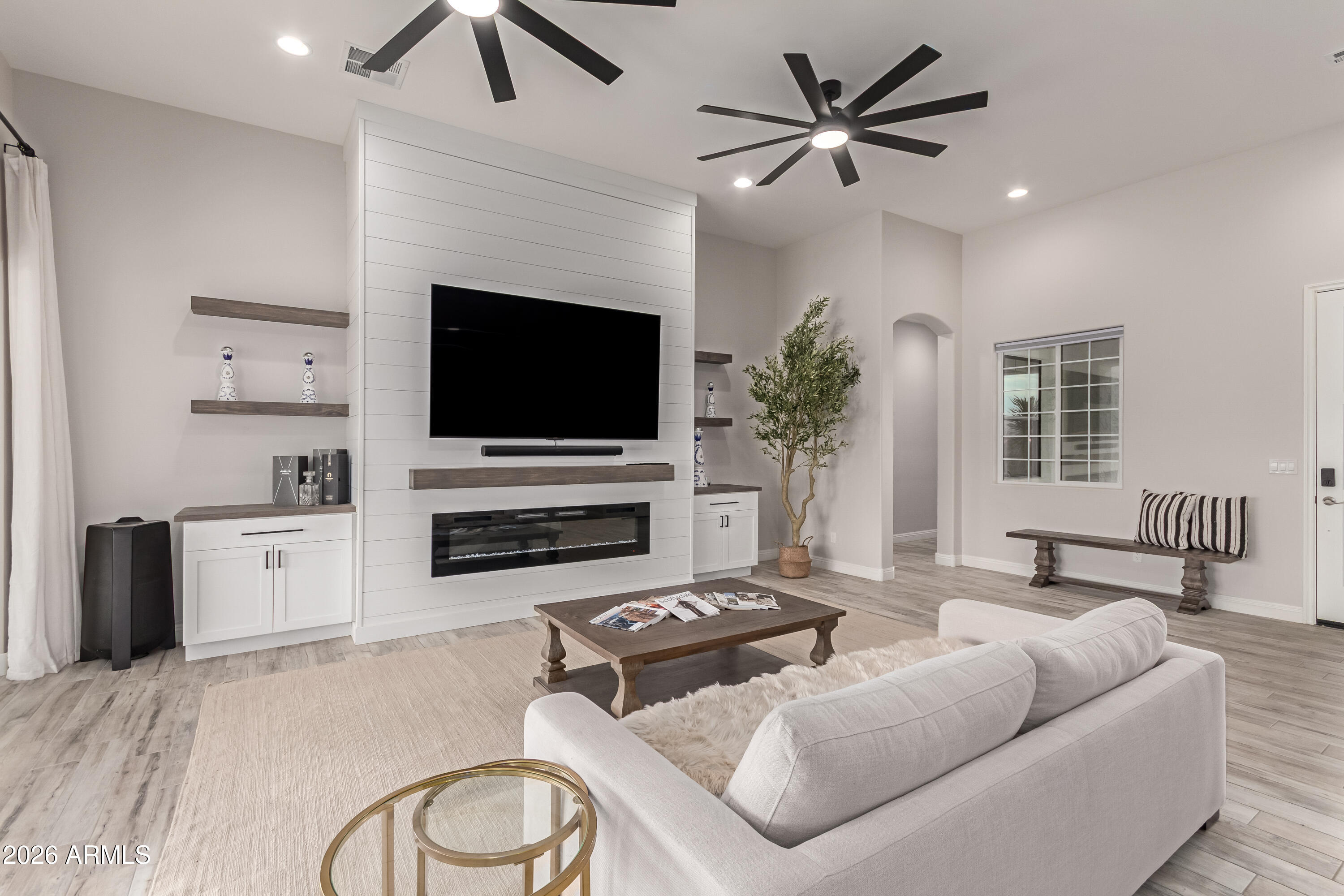 267 W AMHERST Street