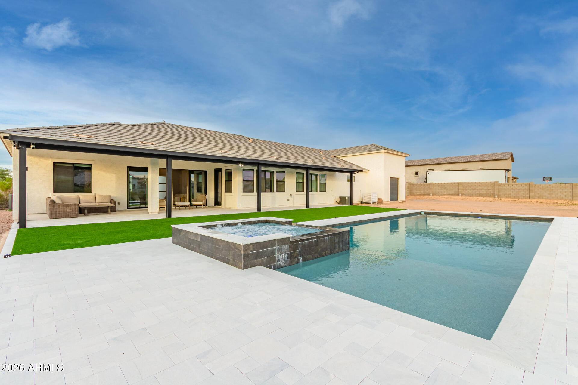 267 W AMHERST Street