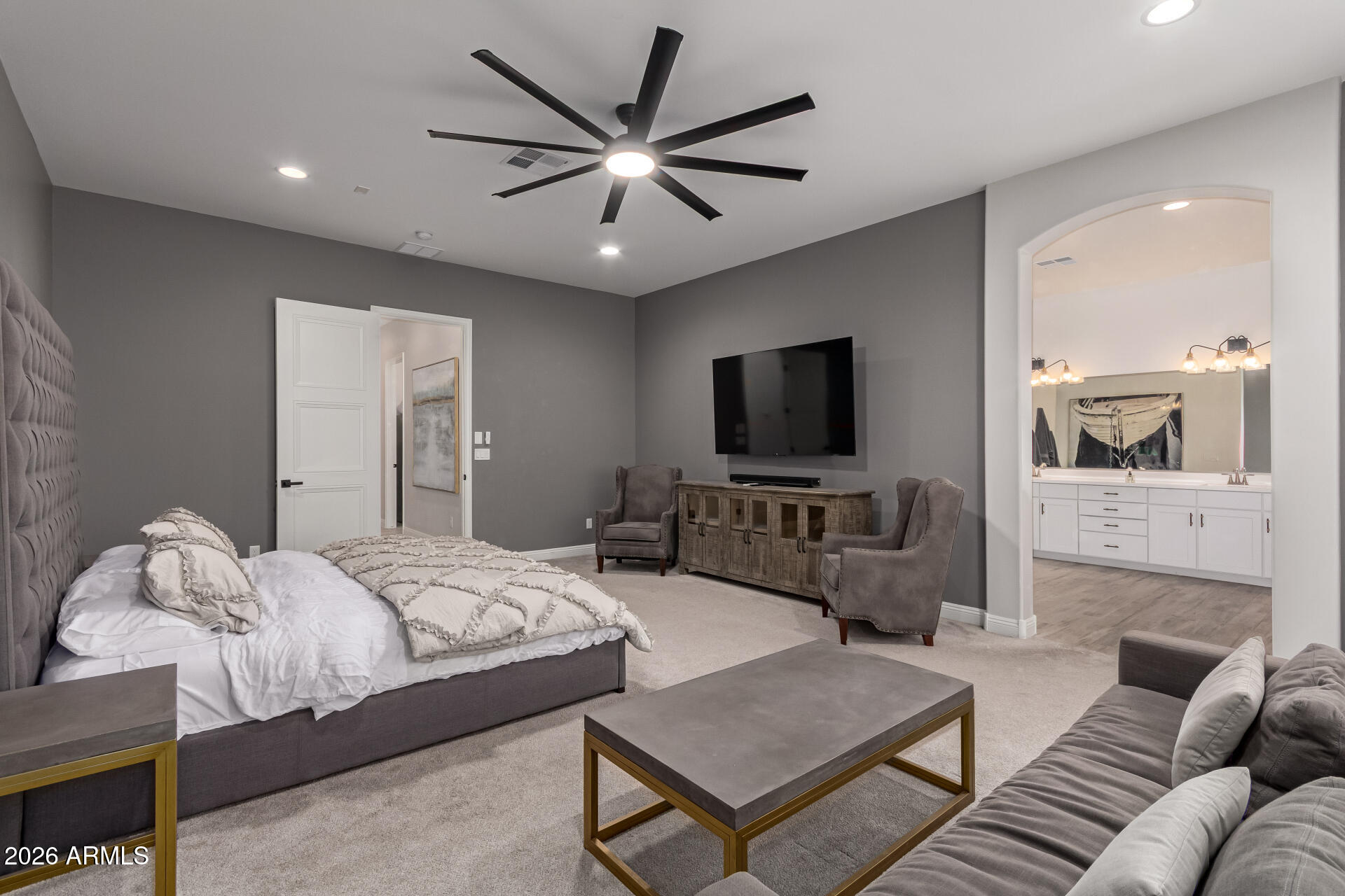 267 W AMHERST Street