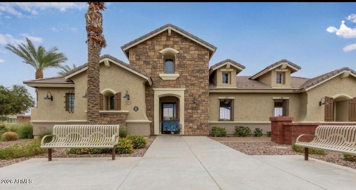 4222 E CYNTHIA Street