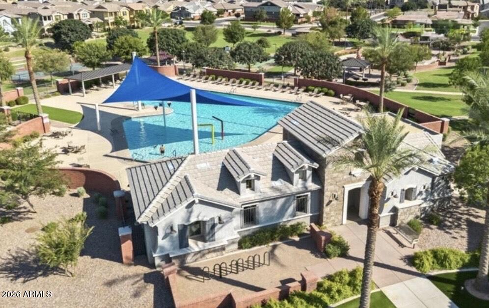 4222 E CYNTHIA Street