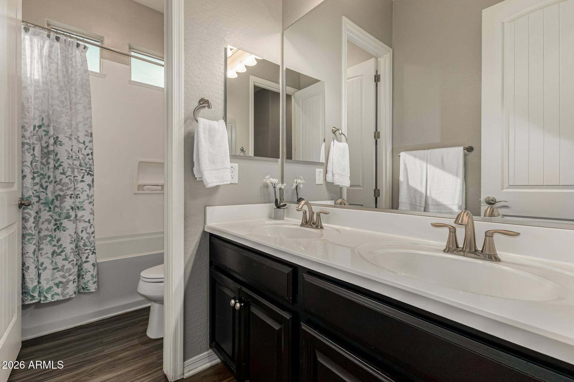 4222 E CYNTHIA Street