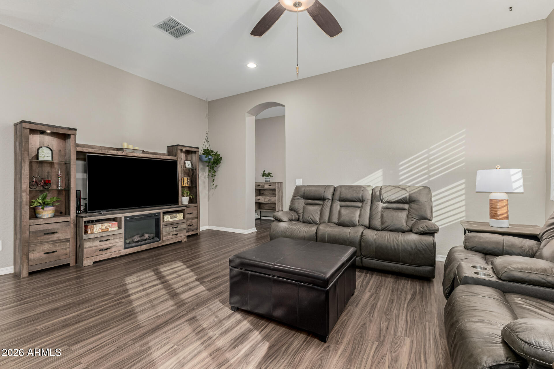 4222 E CYNTHIA Street