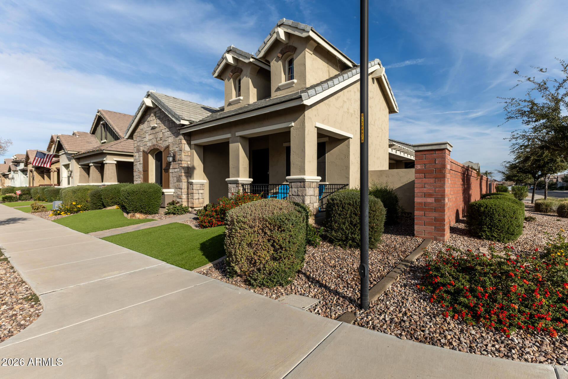 4222 E CYNTHIA Street