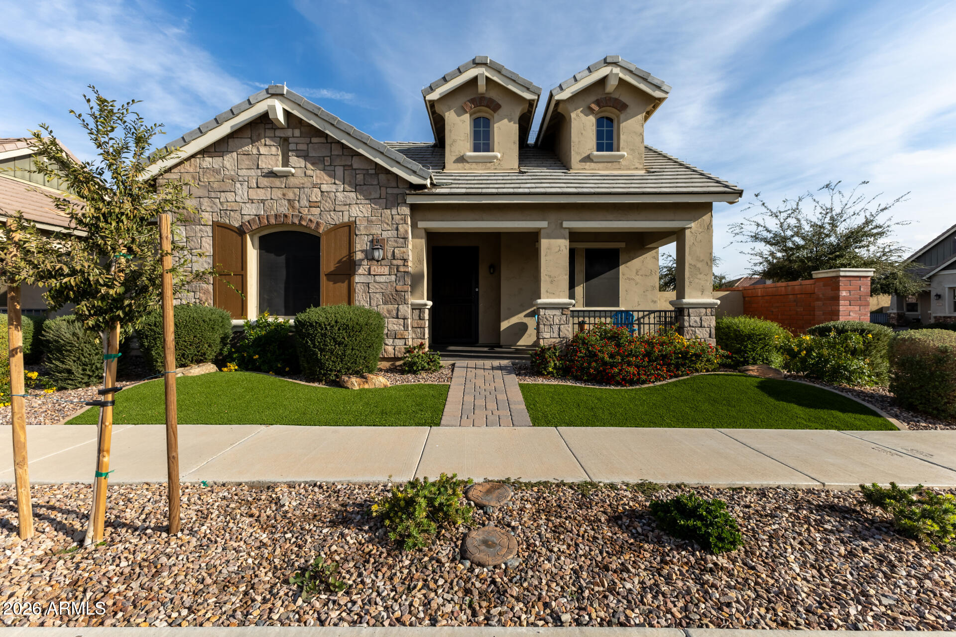 4222 E CYNTHIA Street