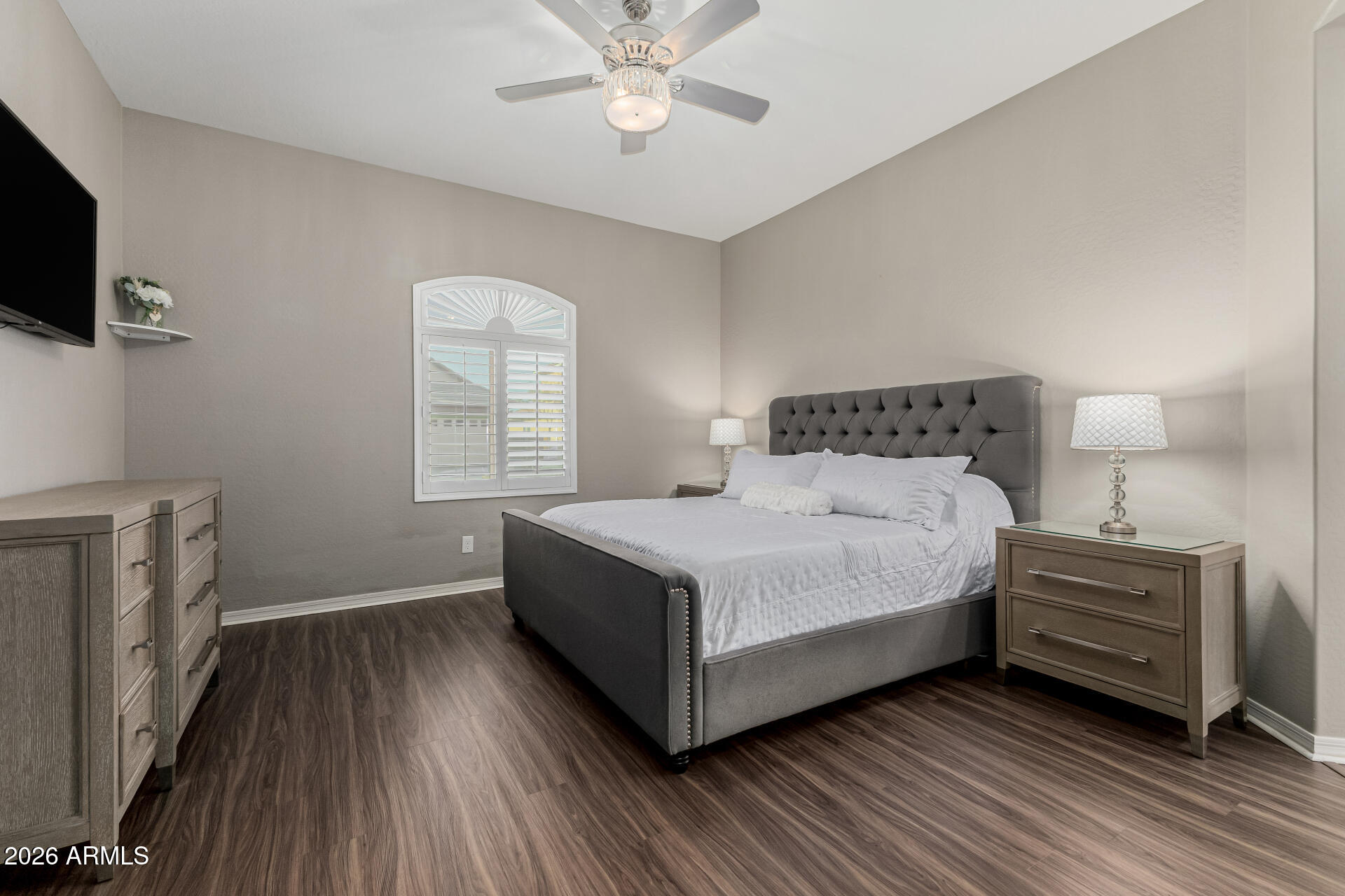 4222 E CYNTHIA Street