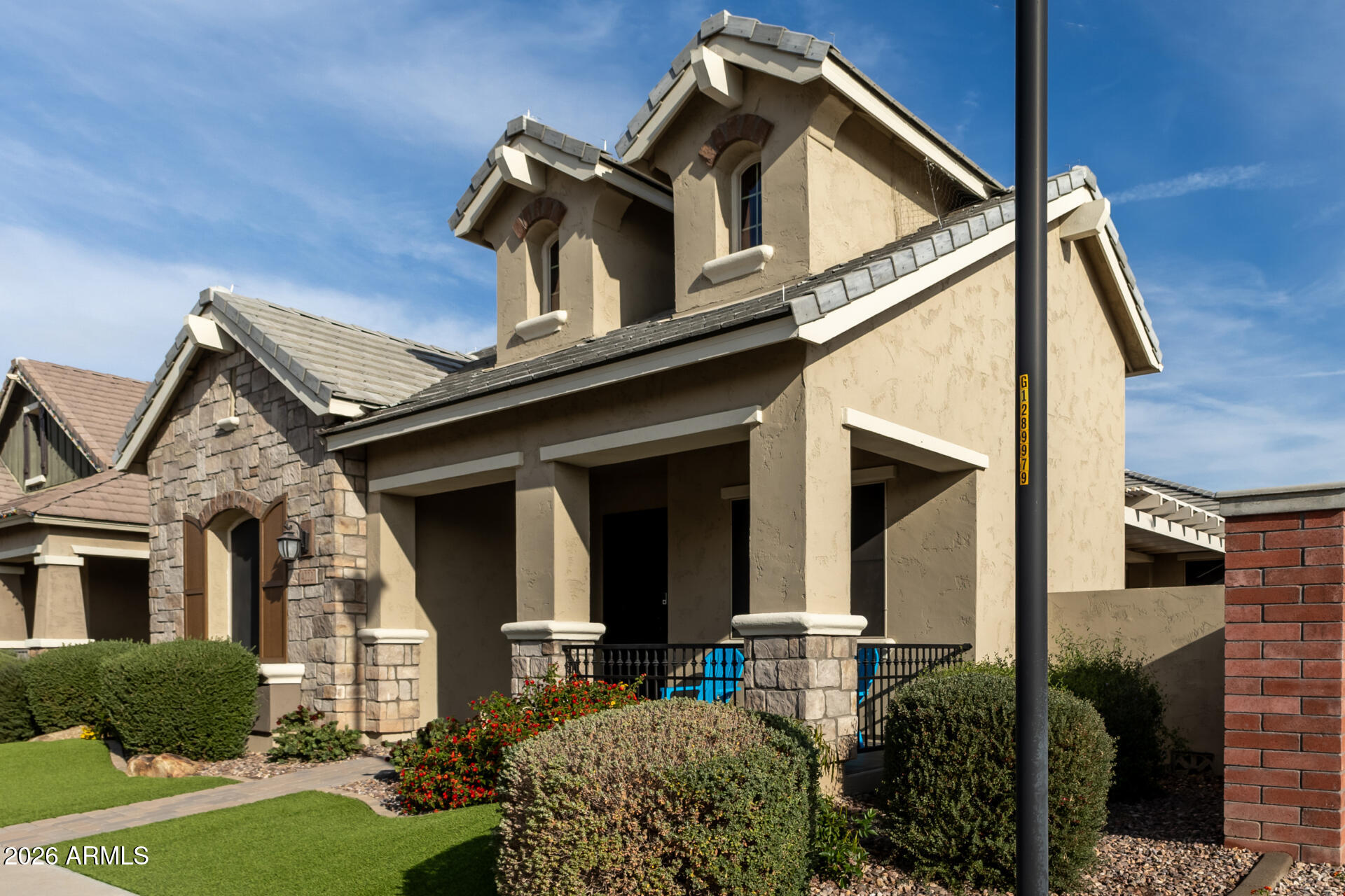 4222 E CYNTHIA Street