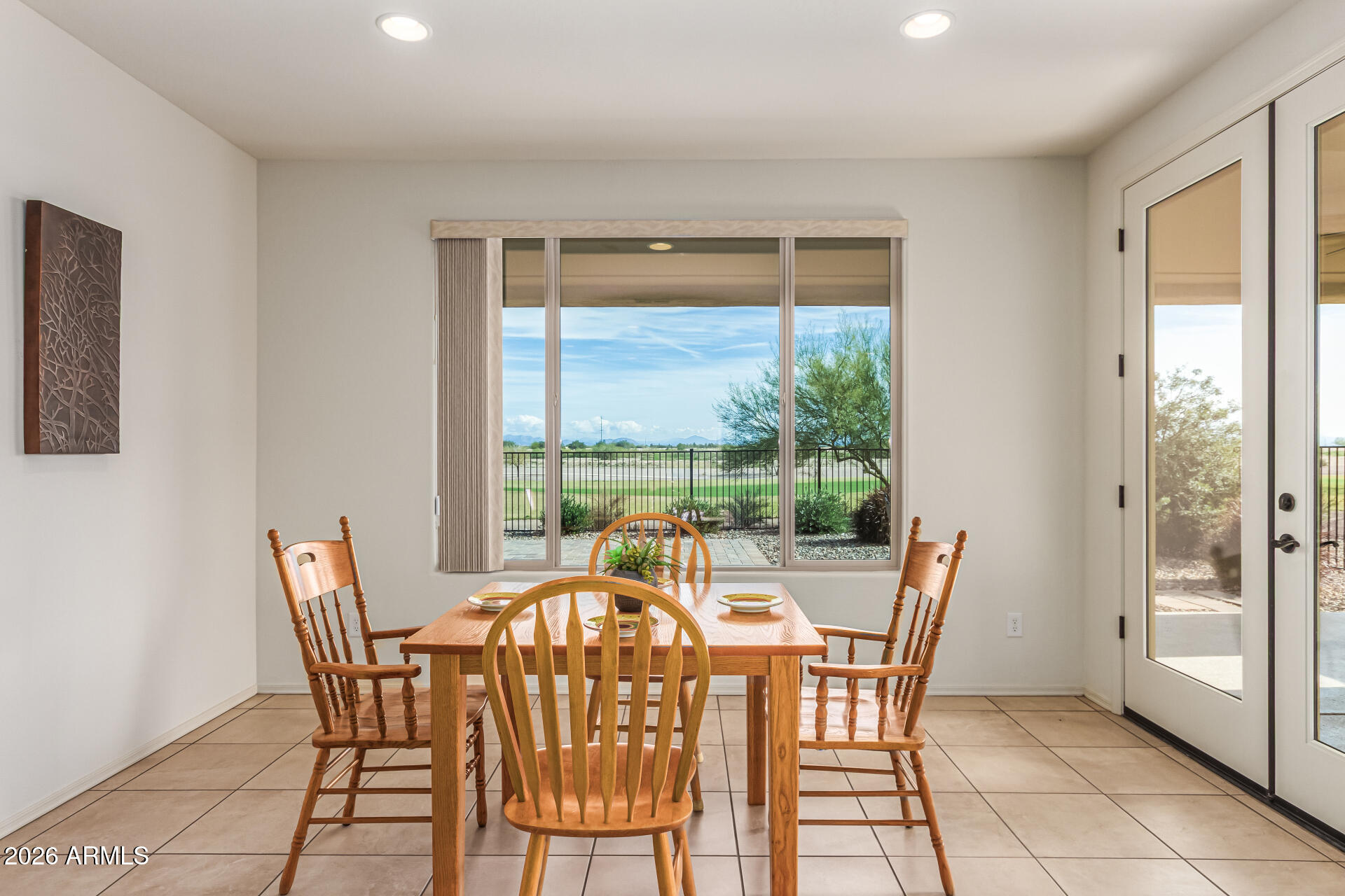 4995 N RIVERSIDE Drive