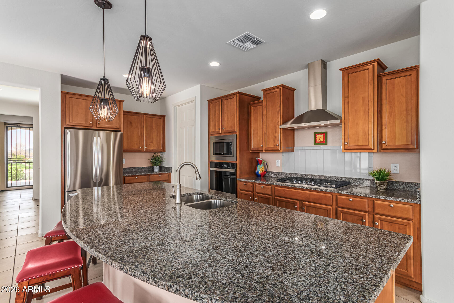 4995 N RIVERSIDE Drive