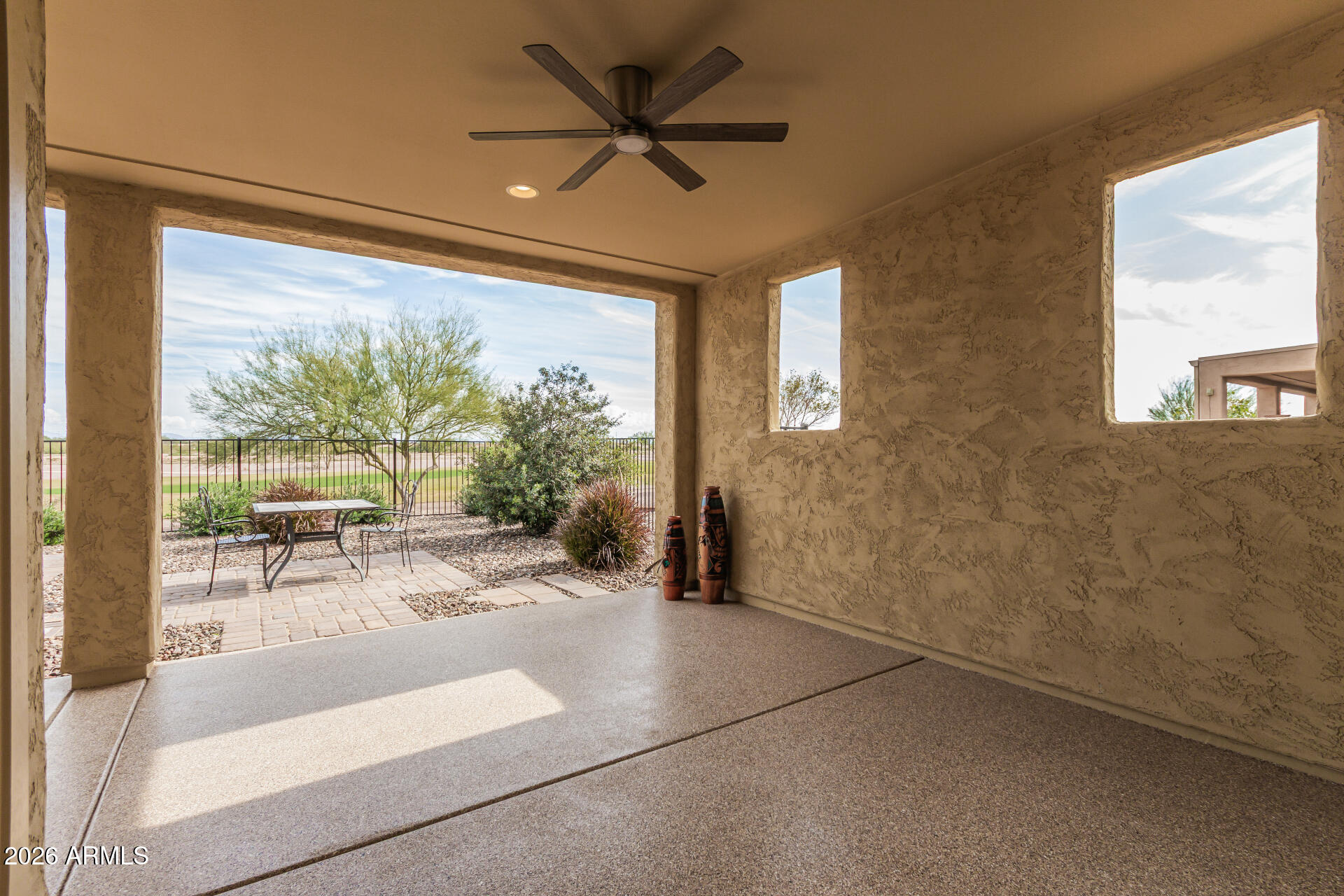 4995 N RIVERSIDE Drive