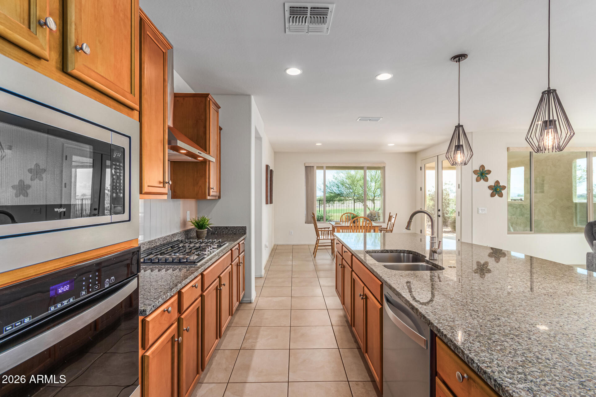 4995 N RIVERSIDE Drive