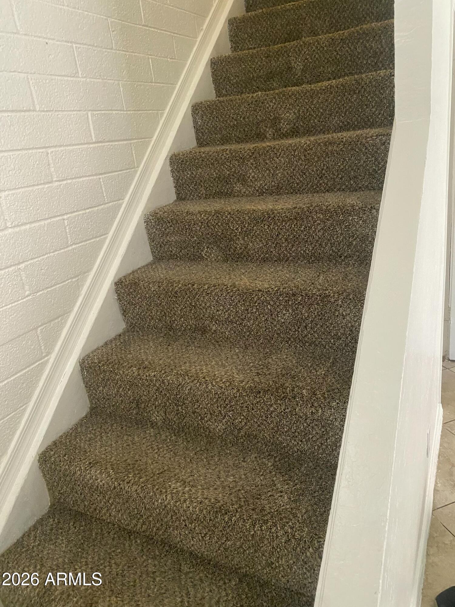 4056 W MESQUITE Lane