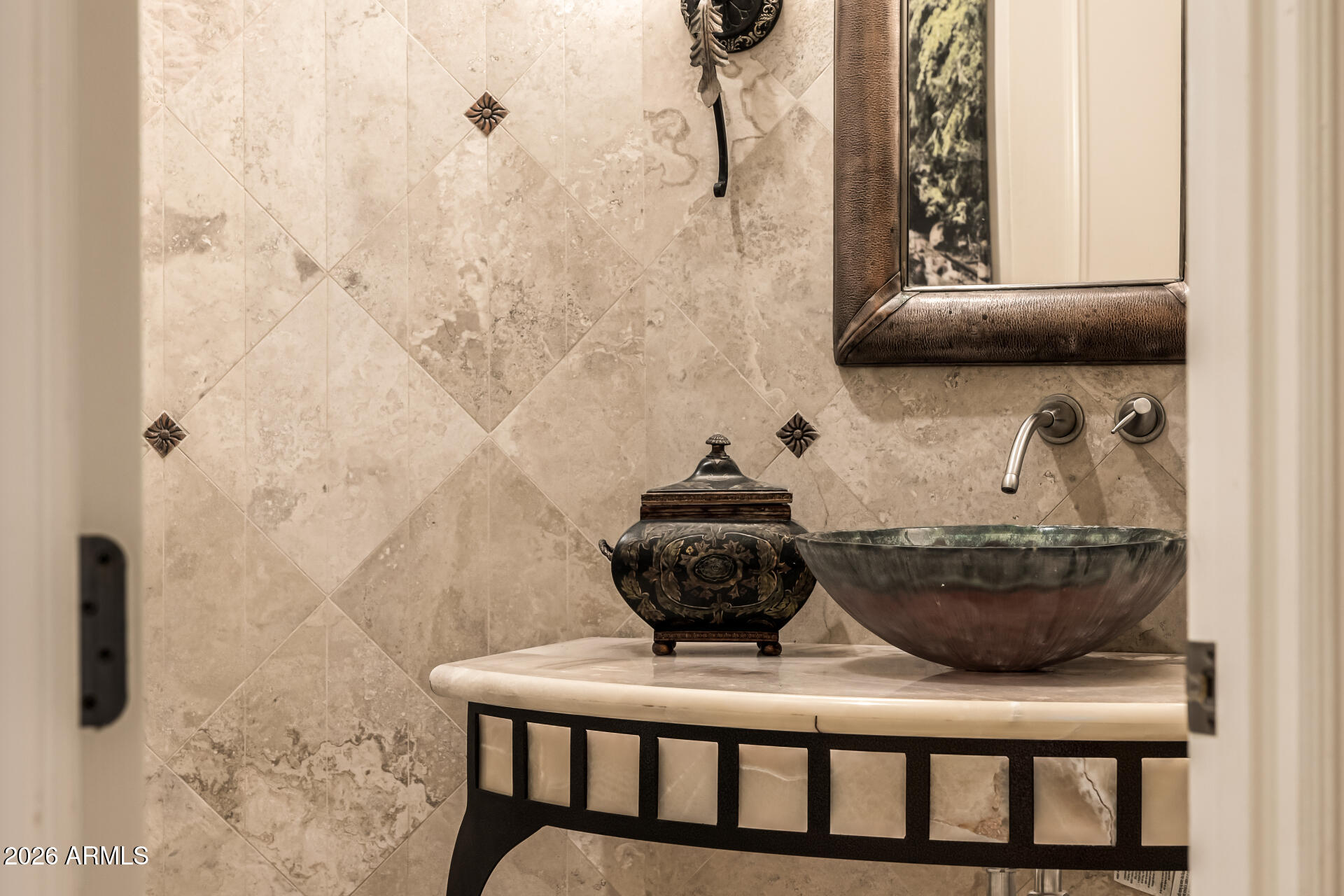 6135 W TROVITA Place