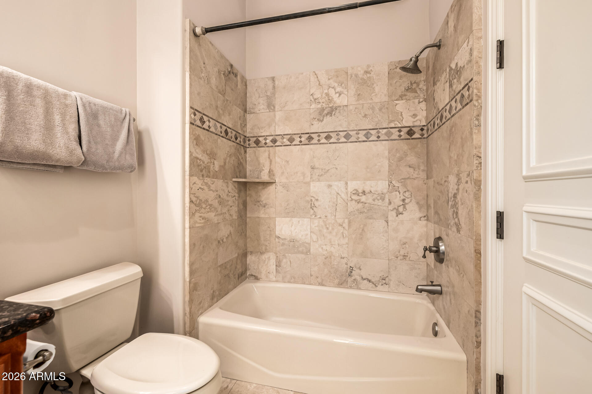 6135 W TROVITA Place