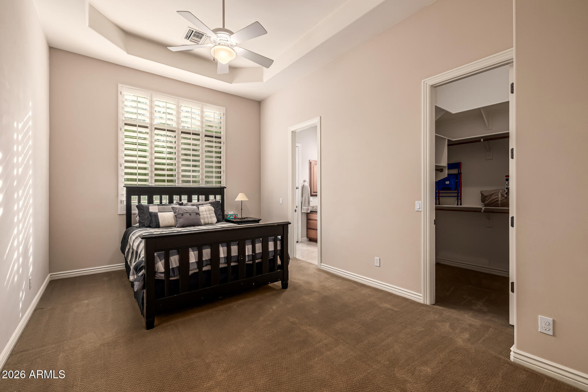 6135 W TROVITA Place