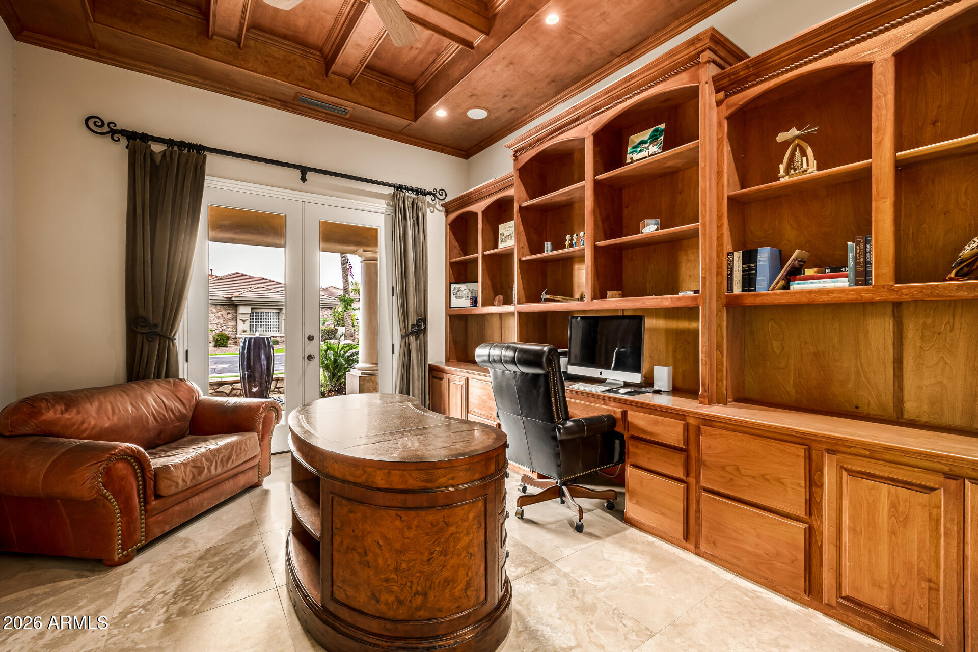 6135 W TROVITA Place