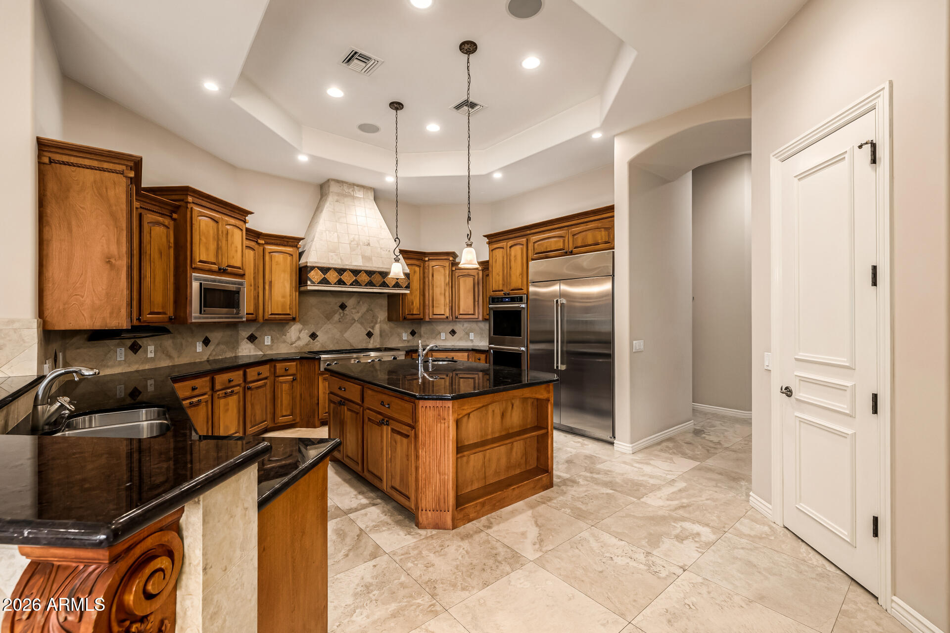 6135 W TROVITA Place