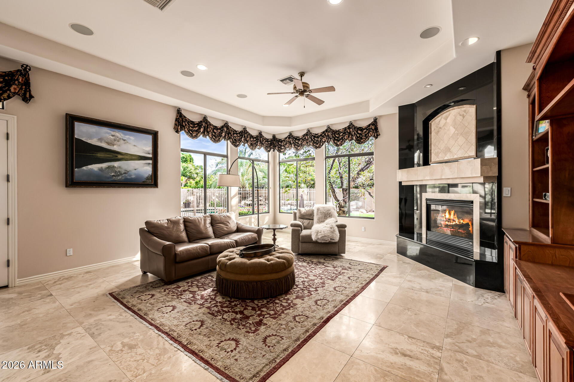 6135 W TROVITA Place