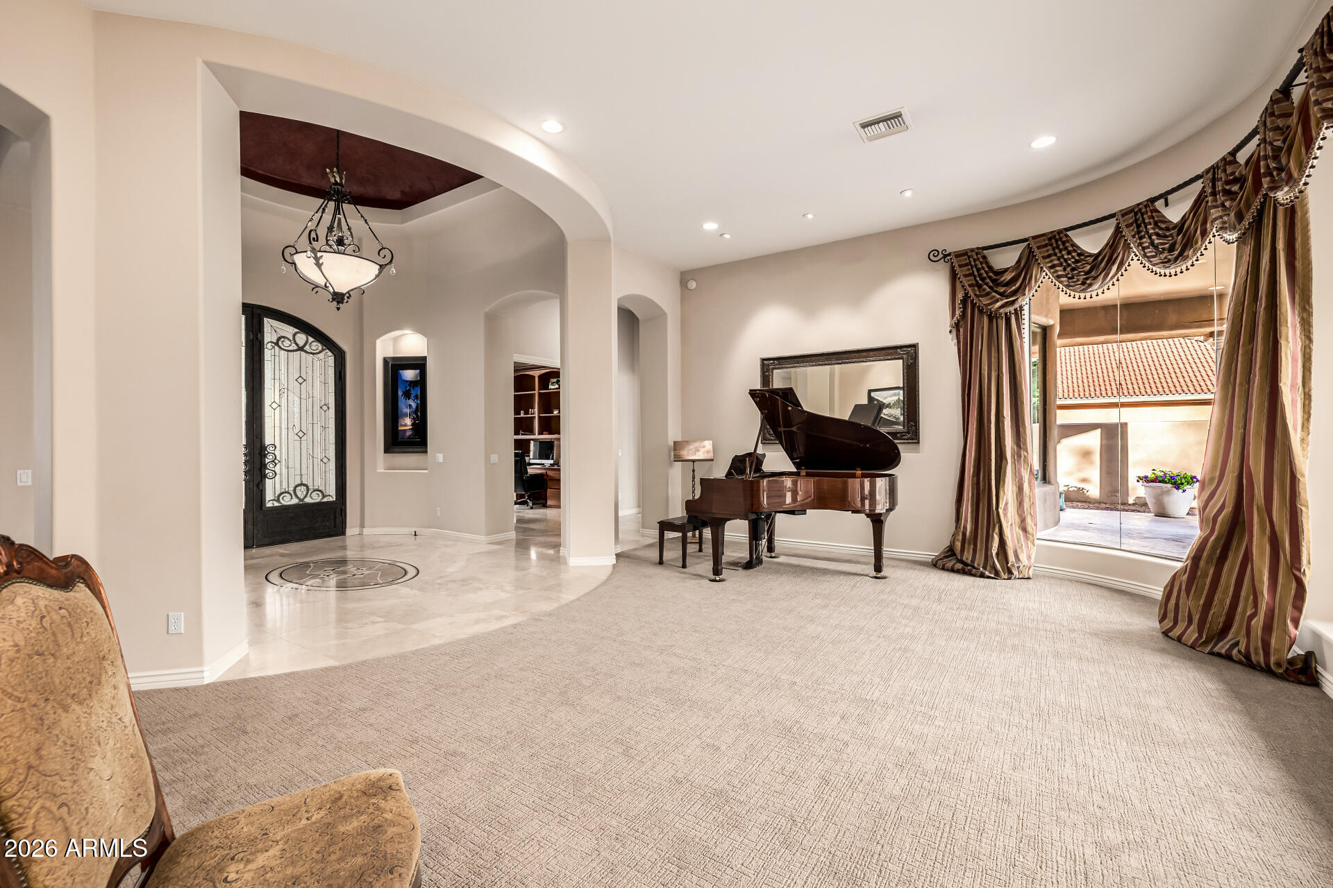 6135 W TROVITA Place