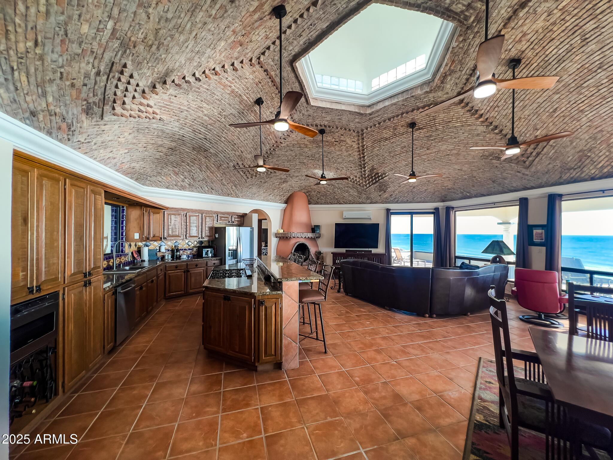 . Poligono A F/2 Del Area de Pla