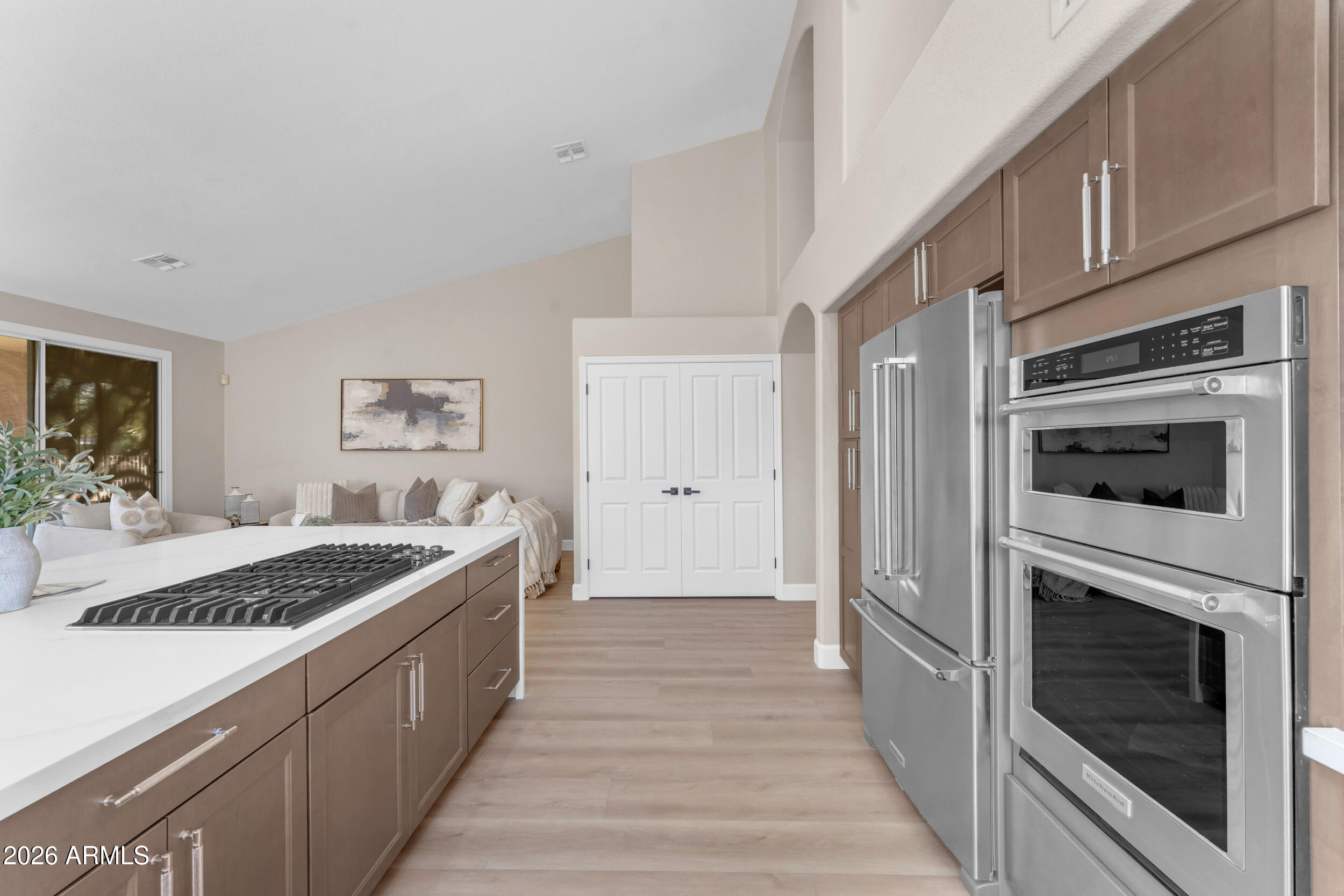 9009 E CEDAR WAXWING Drive