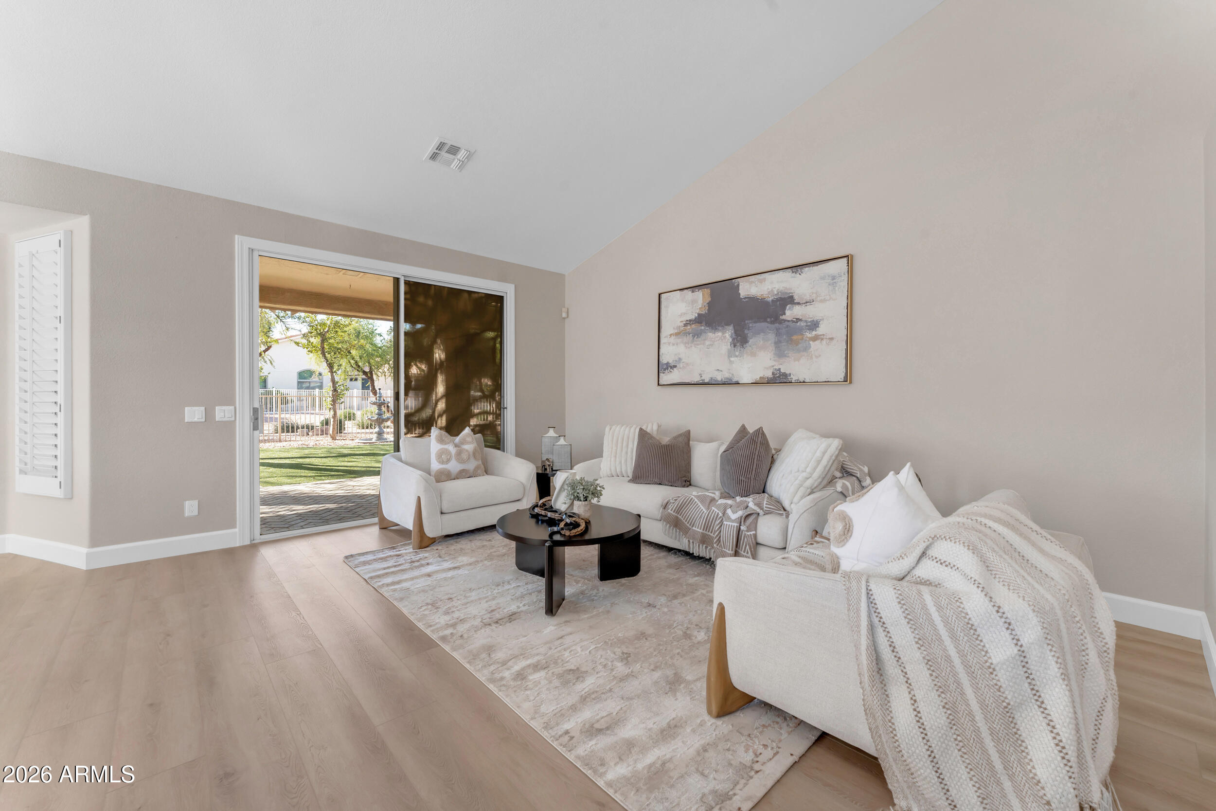 9009 E CEDAR WAXWING Drive