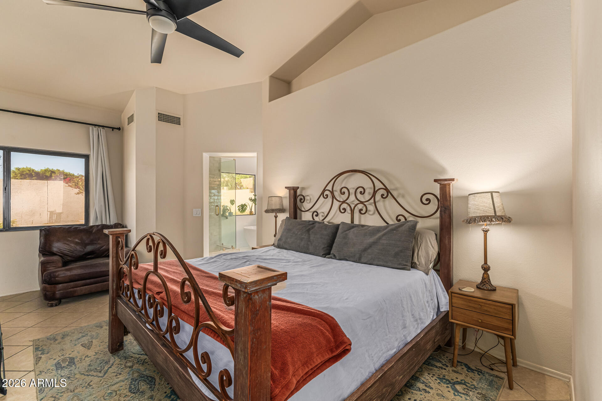 5836 E JENSEN Street