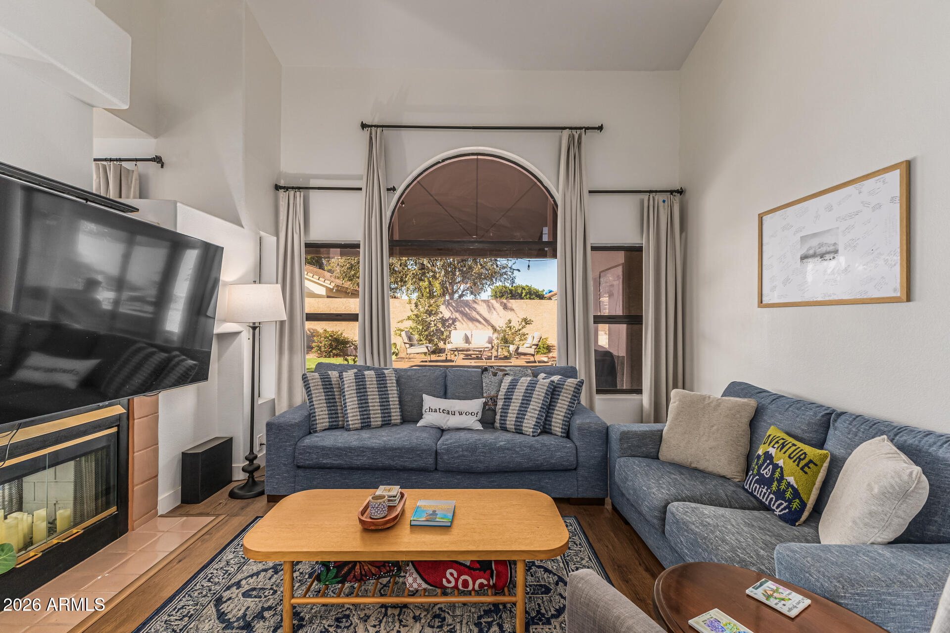 5836 E JENSEN Street