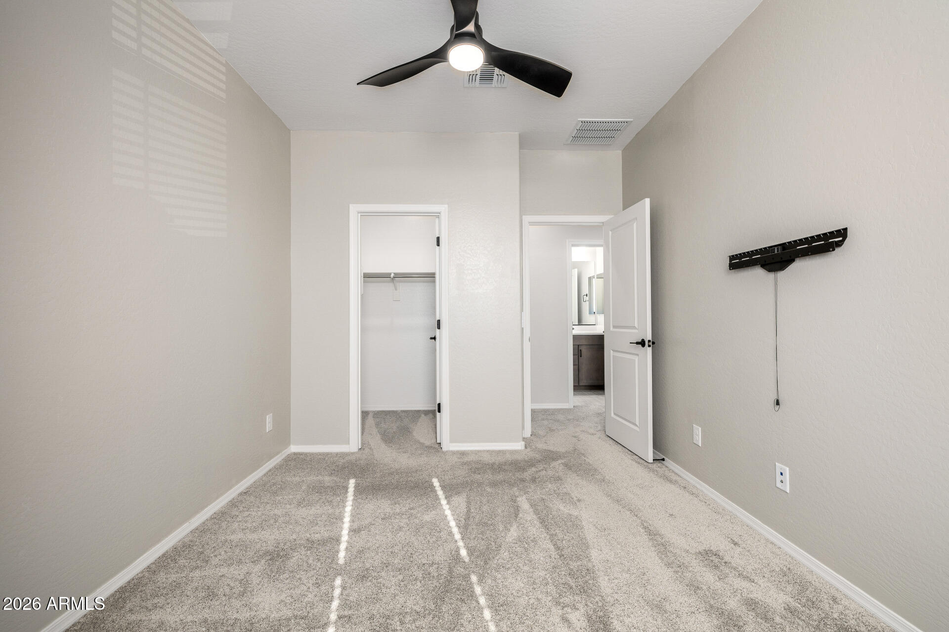 1850 E BERNIE Lane 102