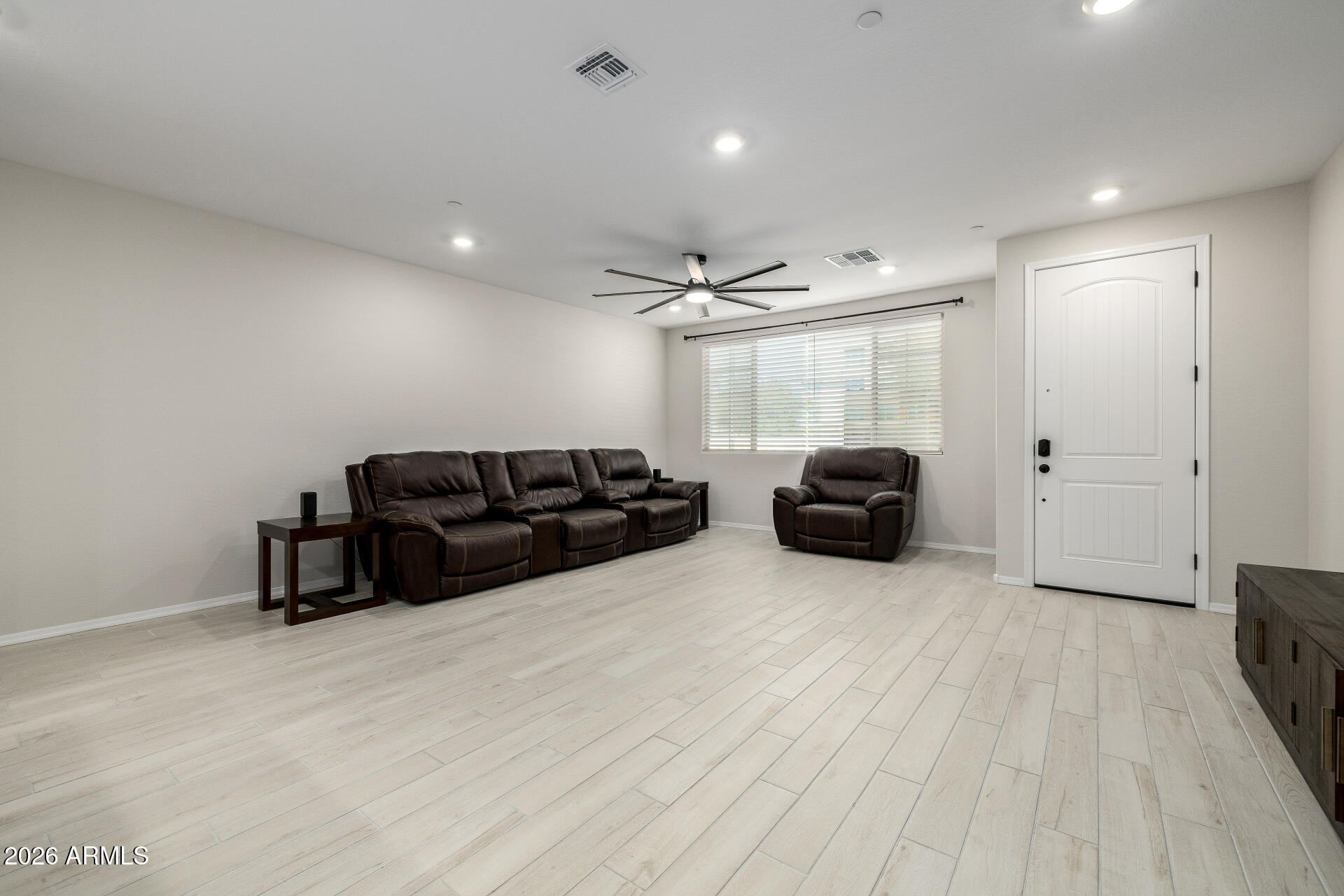 1850 E BERNIE Lane 102