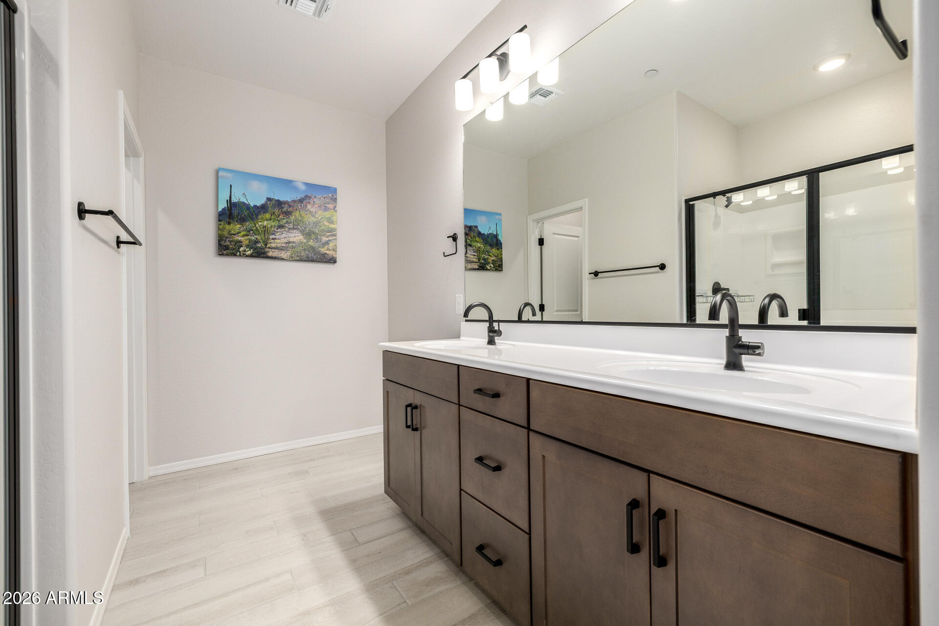 1850 E BERNIE Lane 102