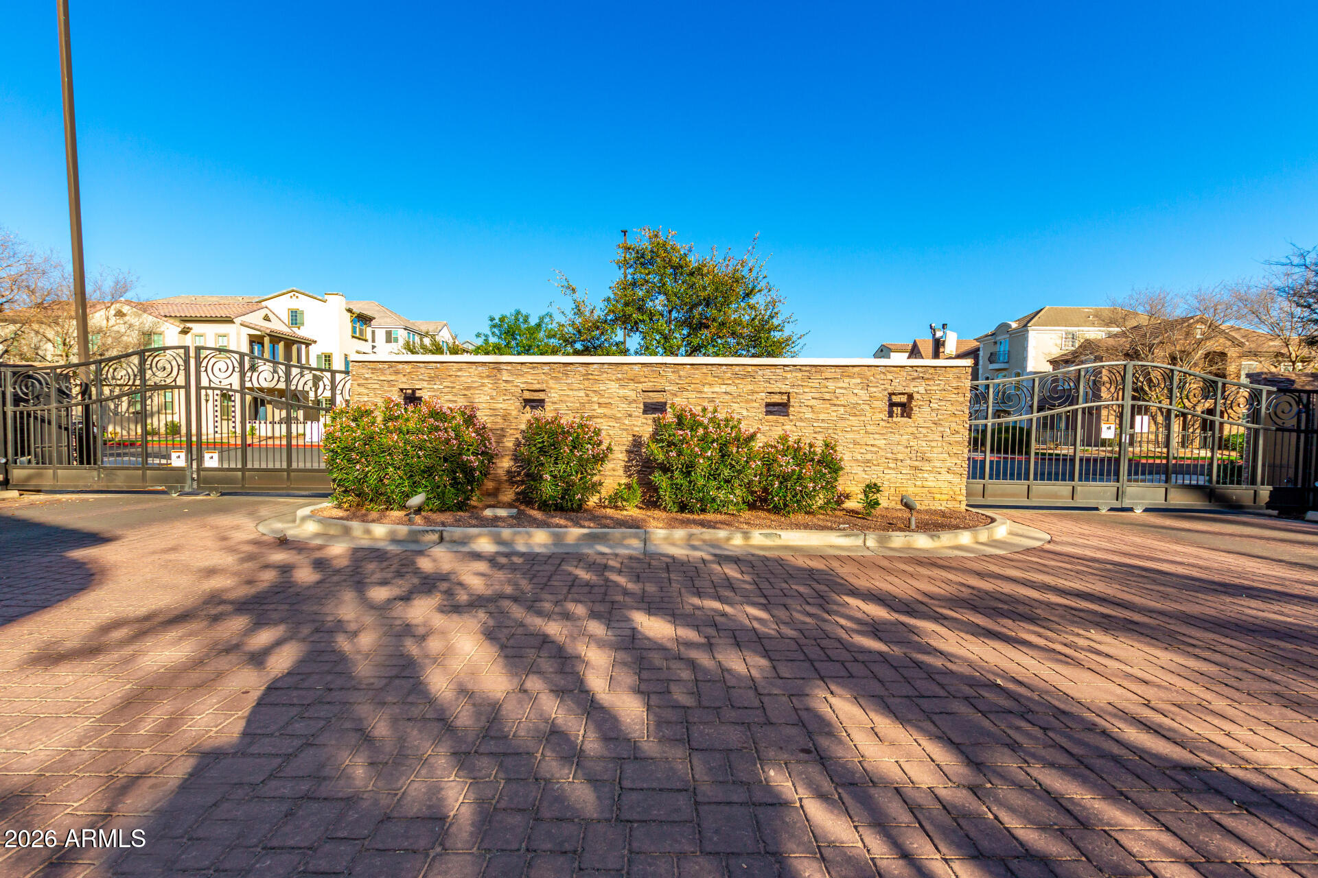 1850 E BERNIE Lane 102