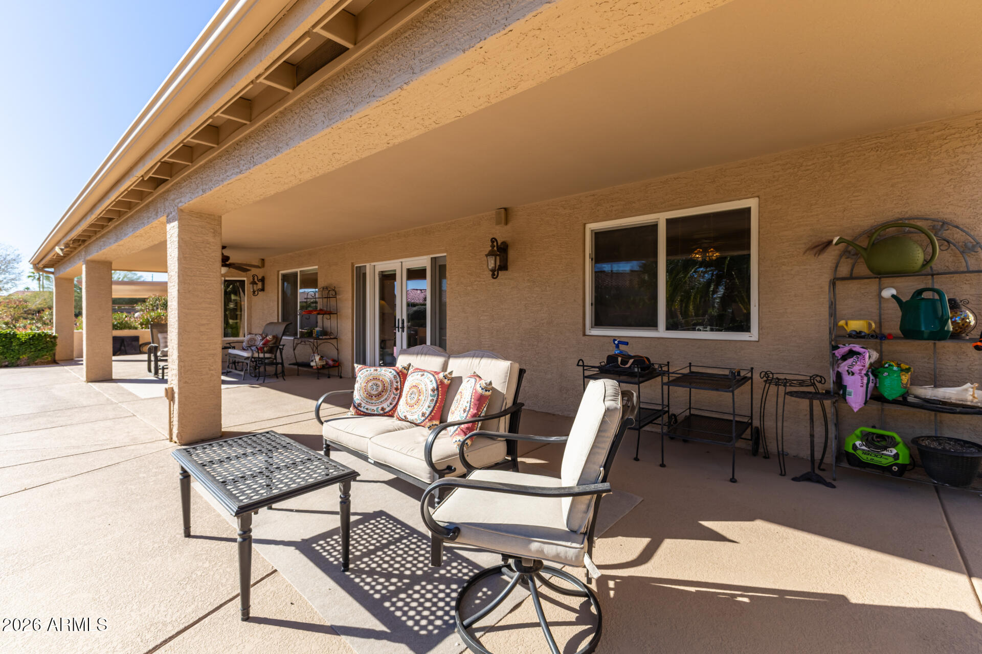 8911 E MOSSY ROCK Drive