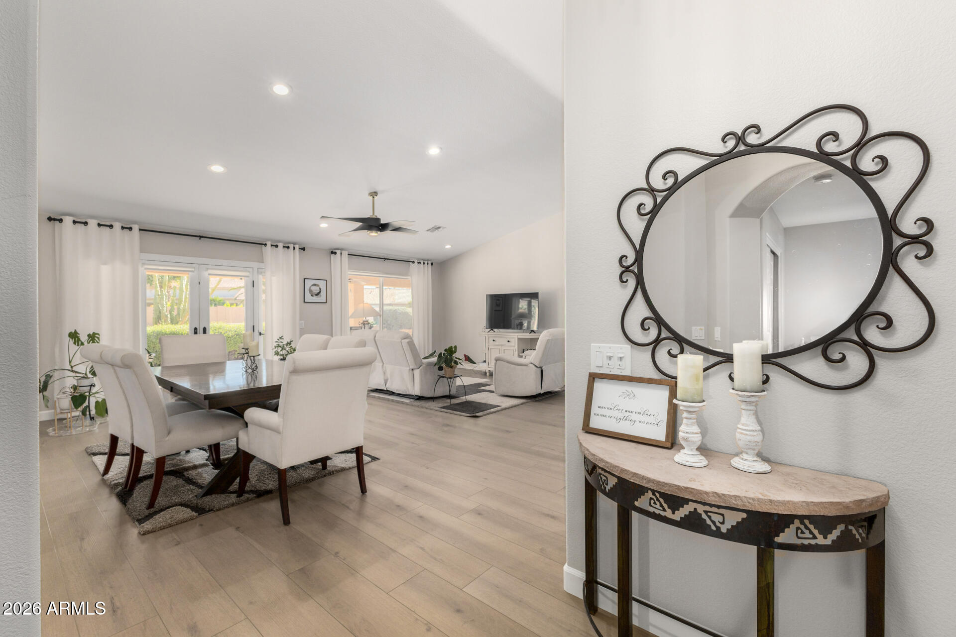 8911 E MOSSY ROCK Drive