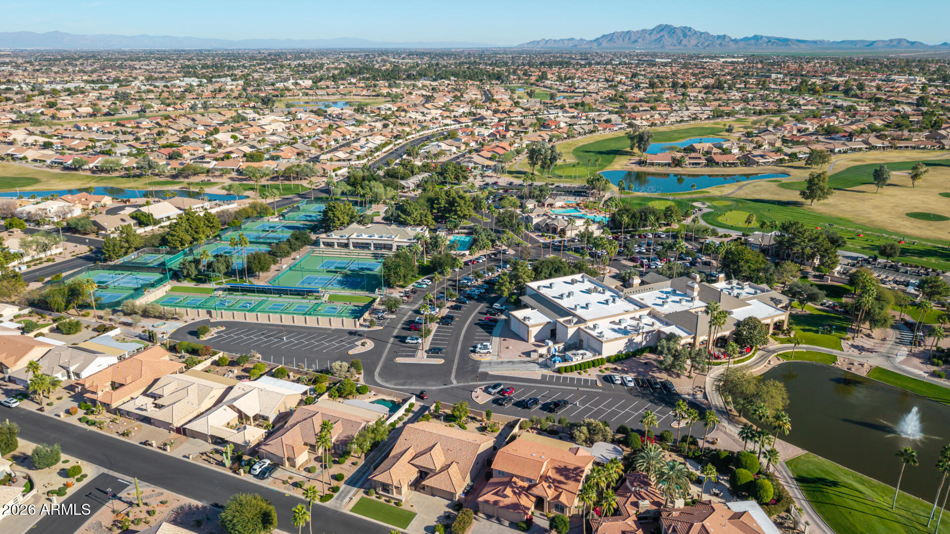 8911 E MOSSY ROCK Drive