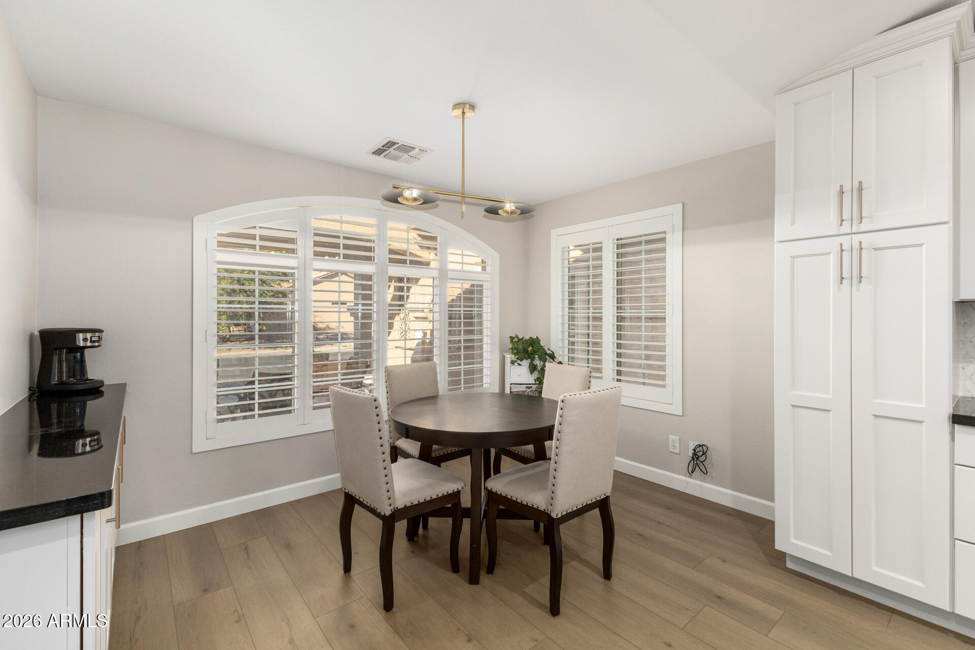 8911 E MOSSY ROCK Drive