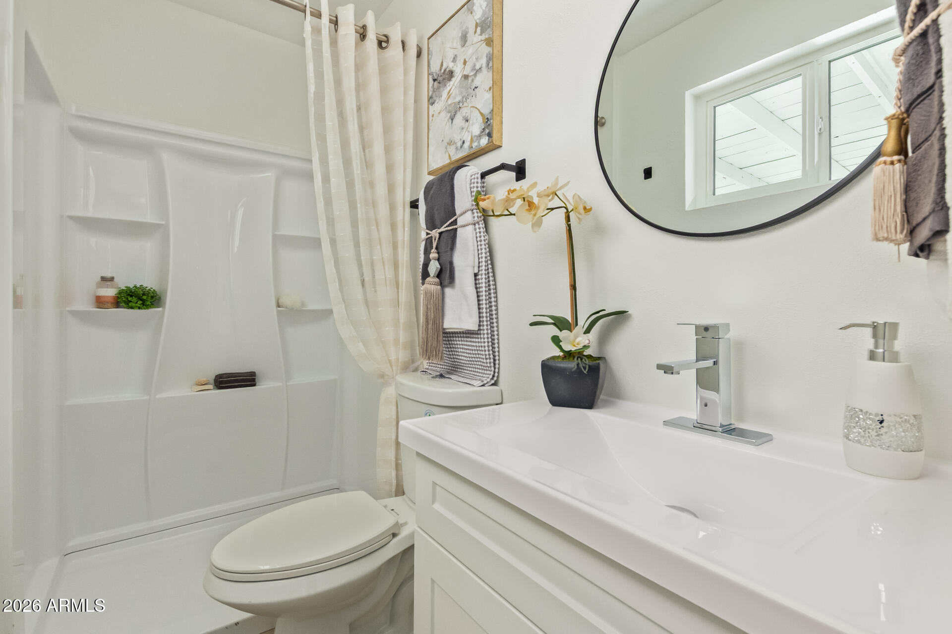 3429 W SWEETWATER Avenue